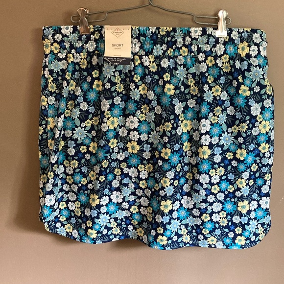 NWT St John’s Bay floral skort L - Picture 1 of 8